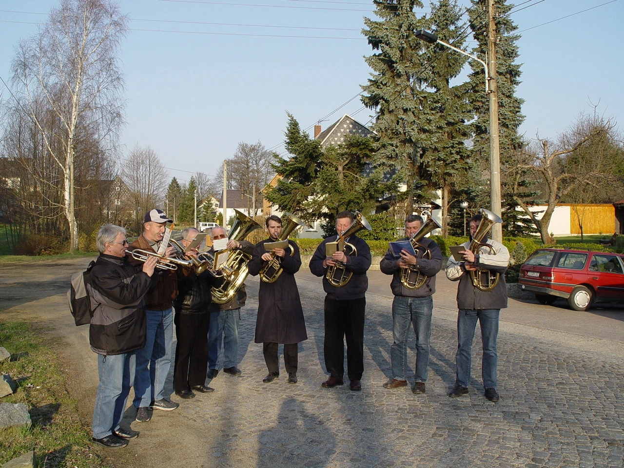 Die Osterbläser in Berthelsdorf im Jahr 2003